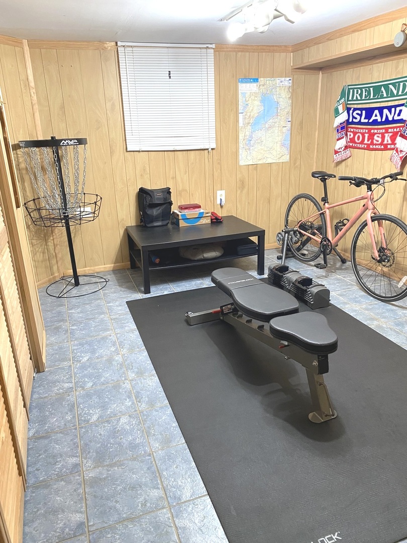 654 Inverrary Lane Deerfield, IL 60015 - Photo 24 of 30 a living room with furniture a flat screen tv and a window