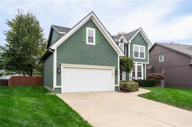 $535,000 | 13205 West 137th Place, Overland Park, KS 66221
