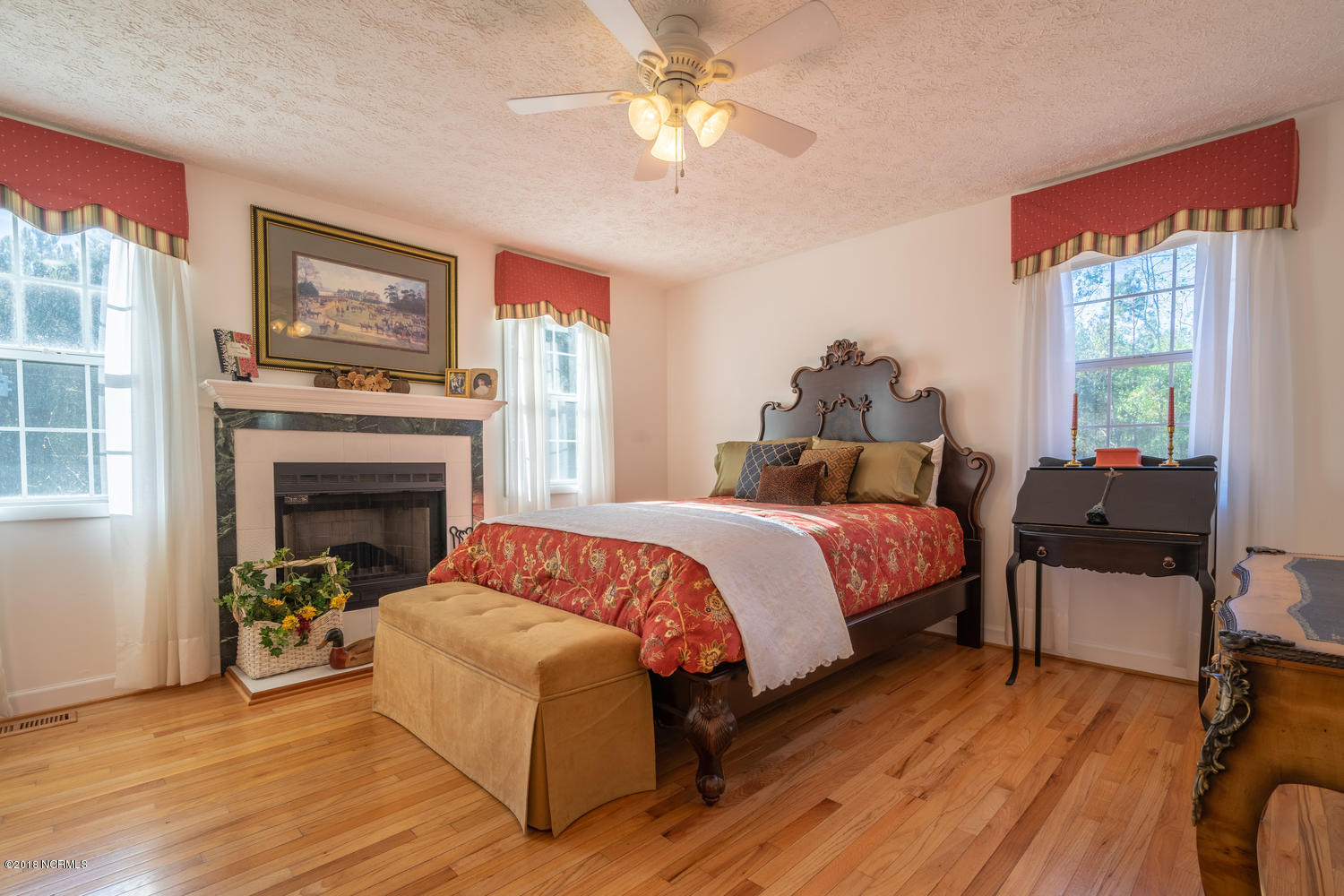 726 Balcombe Road Rocky Point, NC 28457 - Photo 6 of 55 726 Balcombe Rd-large-006-57-Master Bedr