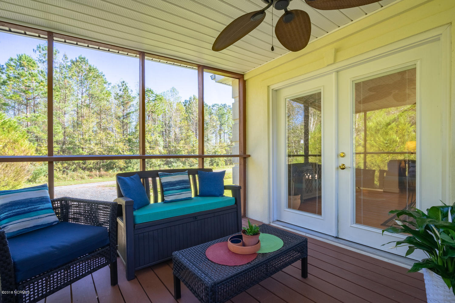 726 Balcombe Road Rocky Point, NC 28457 - Photo 8 of 55 726 Balcombe Rd-large-008-66-Screenedin