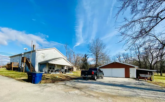 $185,000 | 1301 East Walnut Street, Boonville, IN 47601