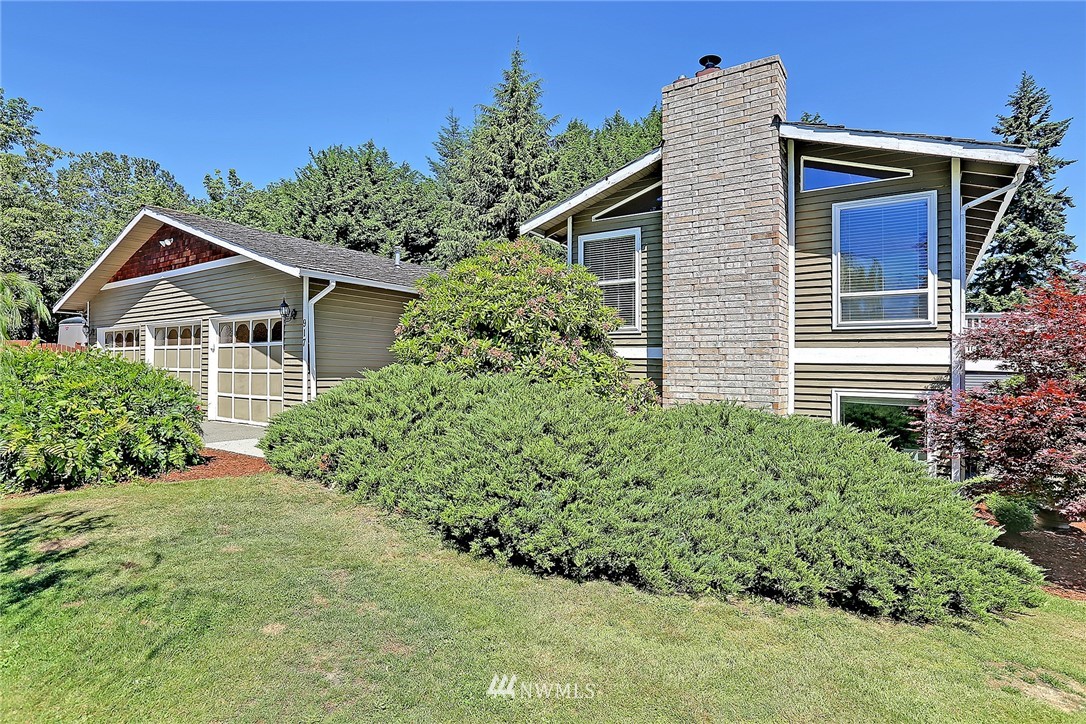 917 175th Street Southwest Bothell, WA 98012 - Photo 1 of 25