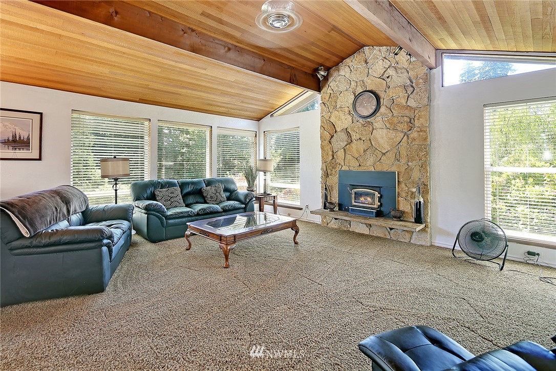 917 175th Street Southwest Bothell, WA 98012 - Photo 5 of 25
