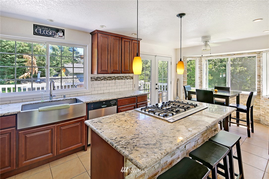 917 175th Street Southwest Bothell, WA 98012 - Photo 9 of 25