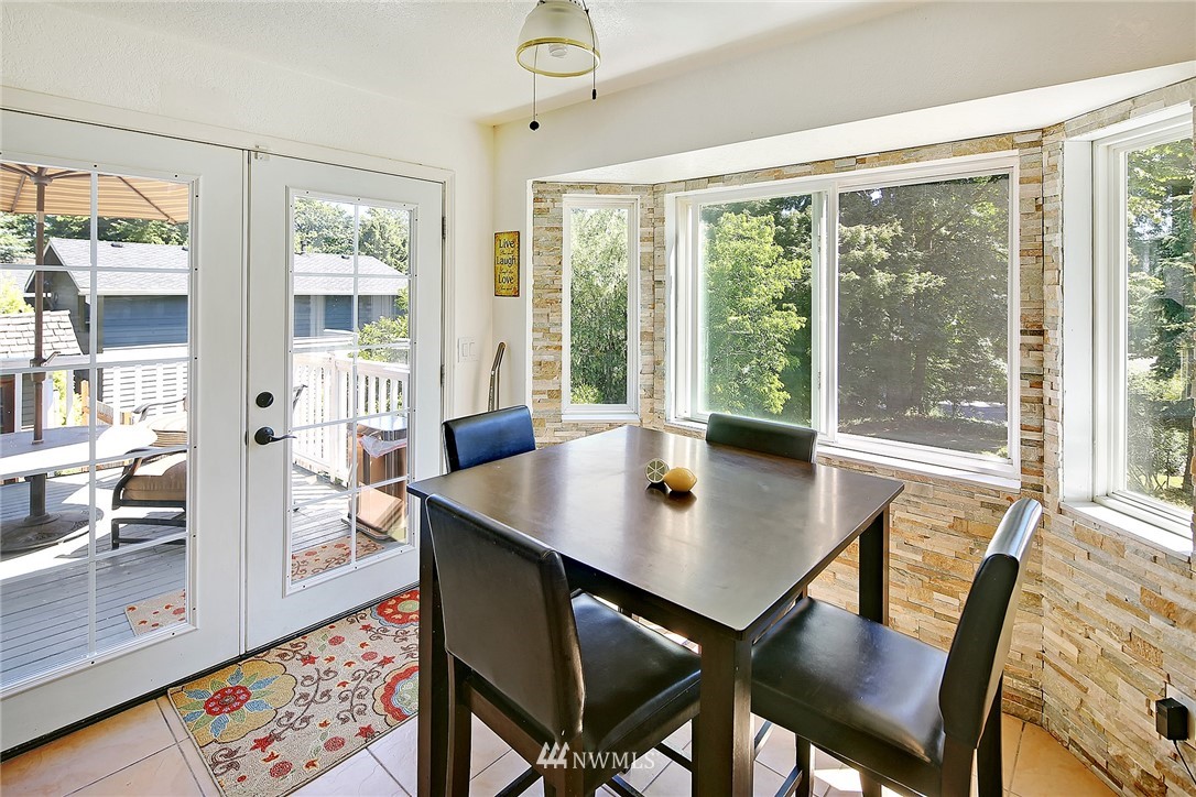 917 175th Street Southwest Bothell, WA 98012 - Photo 10 of 25