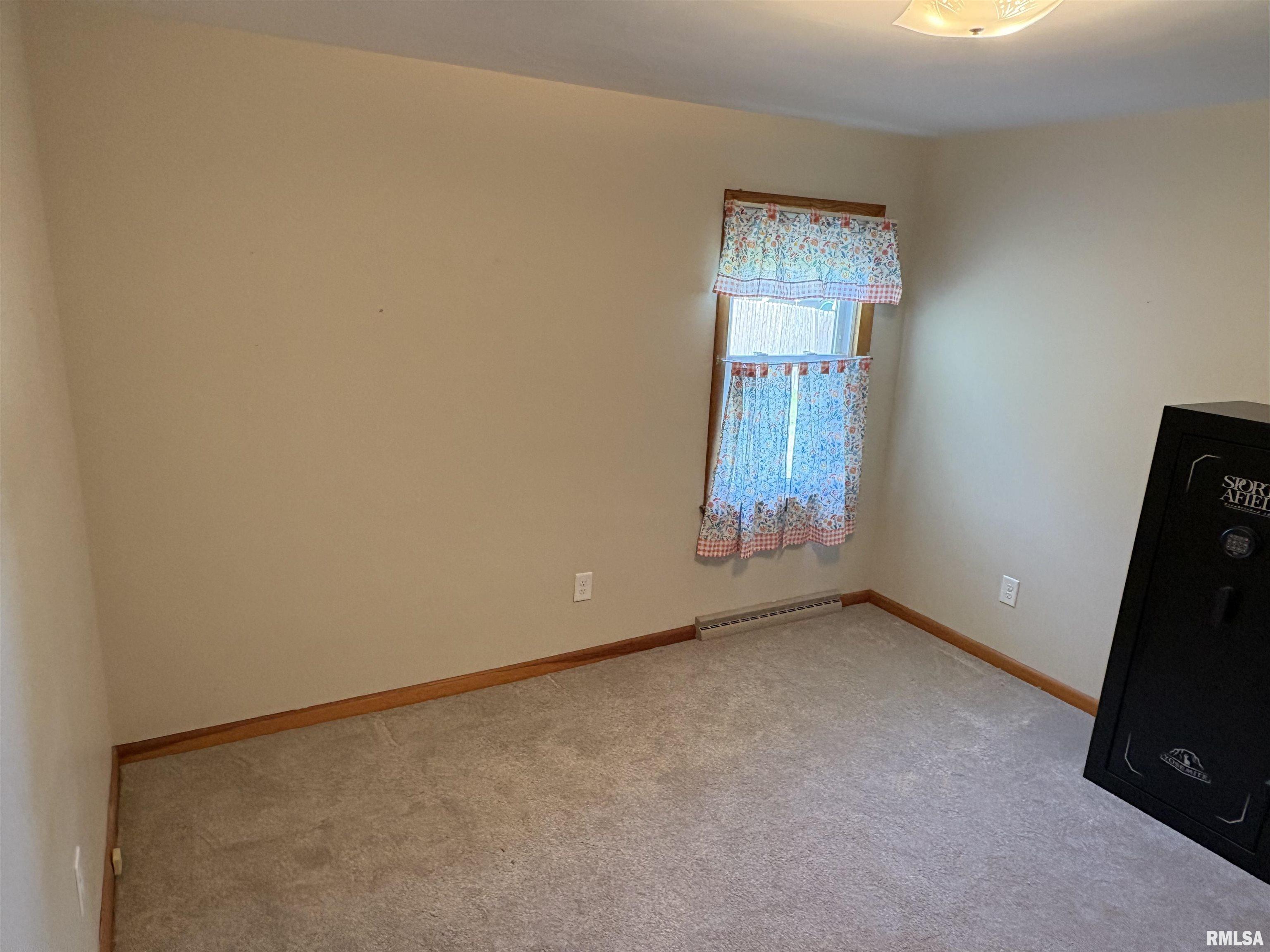 870 Park View Road Galesburg, IL 61401 - Photo 24 of 60