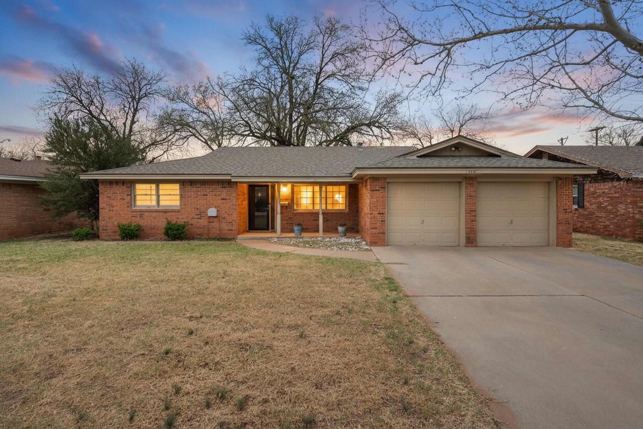 2313 52nd Street Lubbock, TX 79412 - Photo 1 of 32 2312 52nd St1269VT
