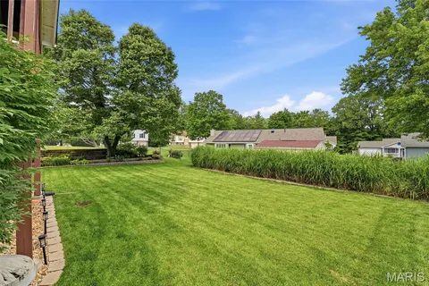 $370,000 | 4 Cambourne Court, St. Peters, MO 63376