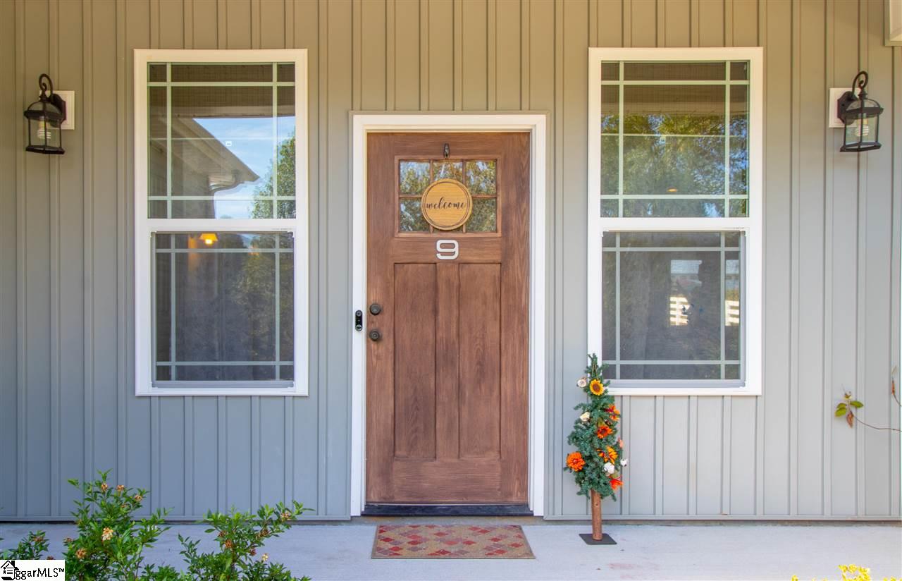 9 Dawson Road Greenville, SC 29609 - Photo 2 of 25