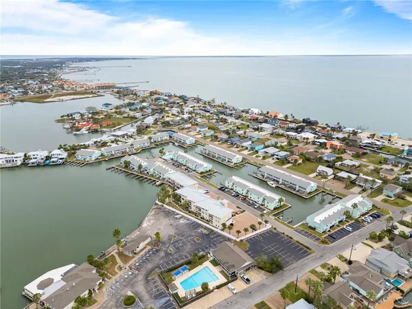 $415,000 | 28 Sandollar, Unit D2, Rockport, TX 78382