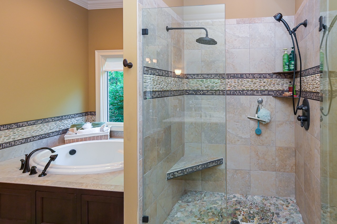 205 Nature Ridge Road Tullahoma, TN 37388 - Photo 29 of 58 a bathroom with a sink and mirror