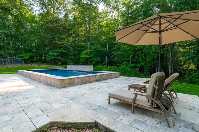 $1,195,000 | 205 Nature Ridge Road, Tullahoma, TN 37388