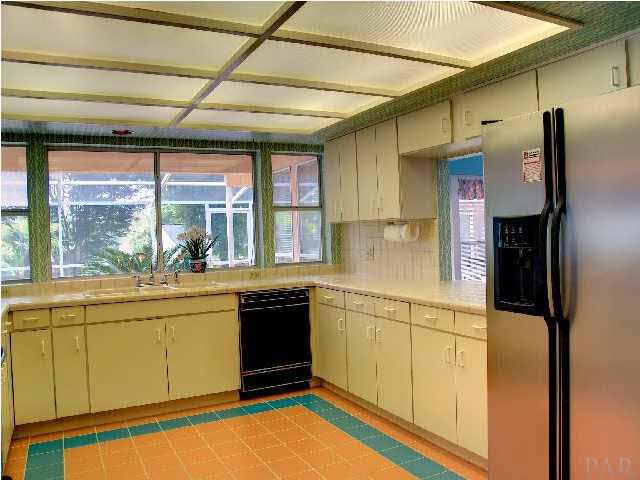 1502 Kings Road Cantonment, FL 32533 - Photo 10 of 24 Kitchen, another view