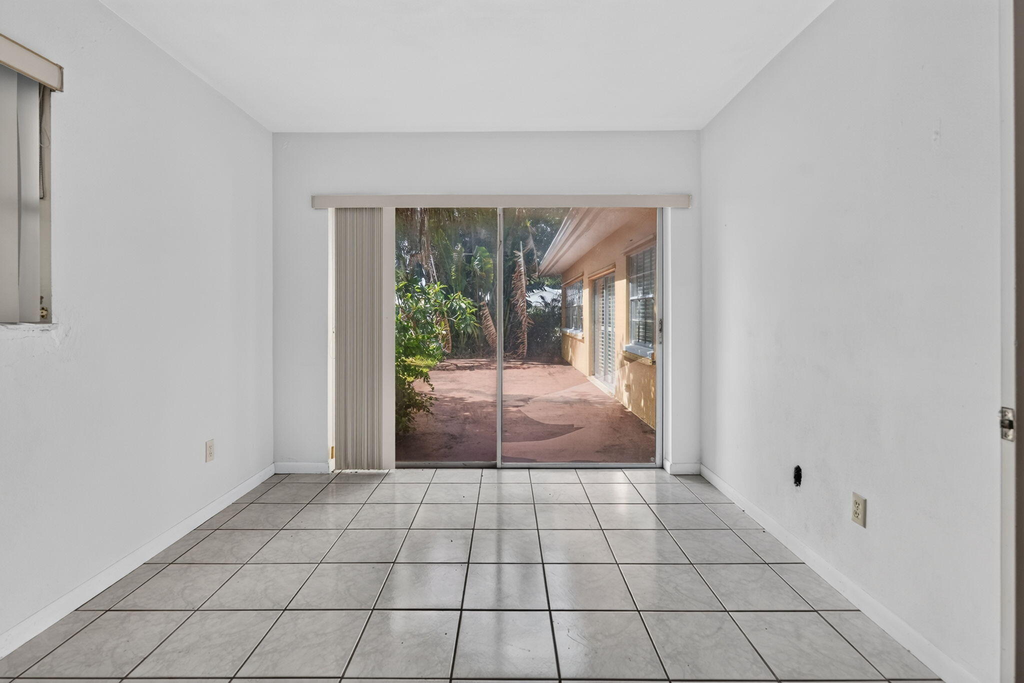 842 Fathom Road West North Palm Beach, FL 33408 - Photo 37 of 54 15-web-or-mls-001__MLP3515