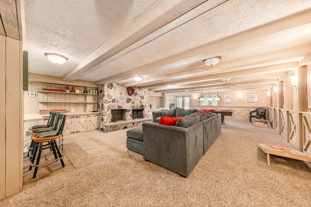 $1,300,000 | 15555 Esser Court, Brookfield, WI 53005