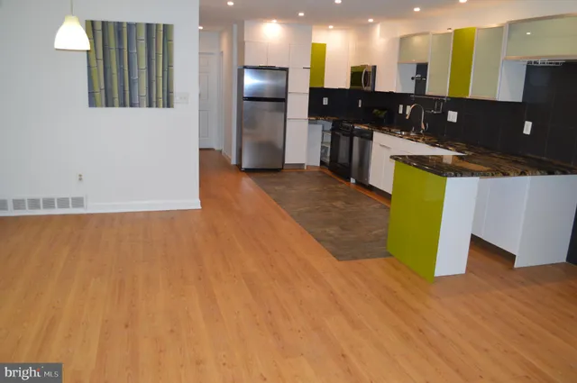 $2,000 | 10026 Mosby Woods Drive, Unit 165, Fairfax, VA 22030