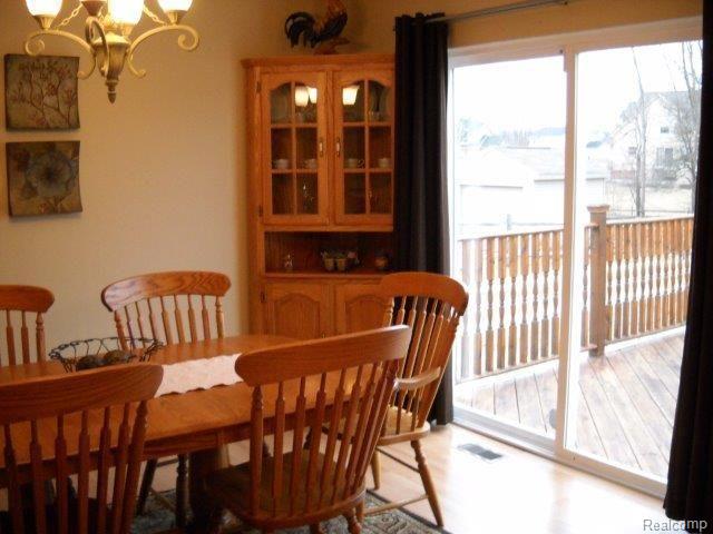 4210 Quail Ridge Lane Newport, MI 48166 - Photo 8 of 25 DSCN0388.jpg