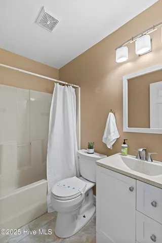 $247,990 | 432 Oregon Trail, Hubert, NC 28539