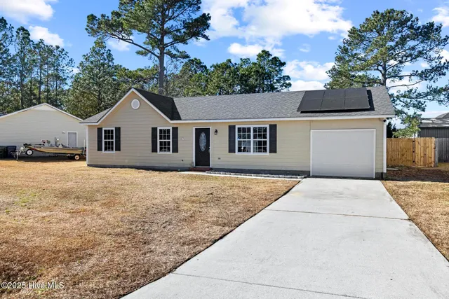 $247,990 | 432 Oregon Trail, Hubert, NC 28539