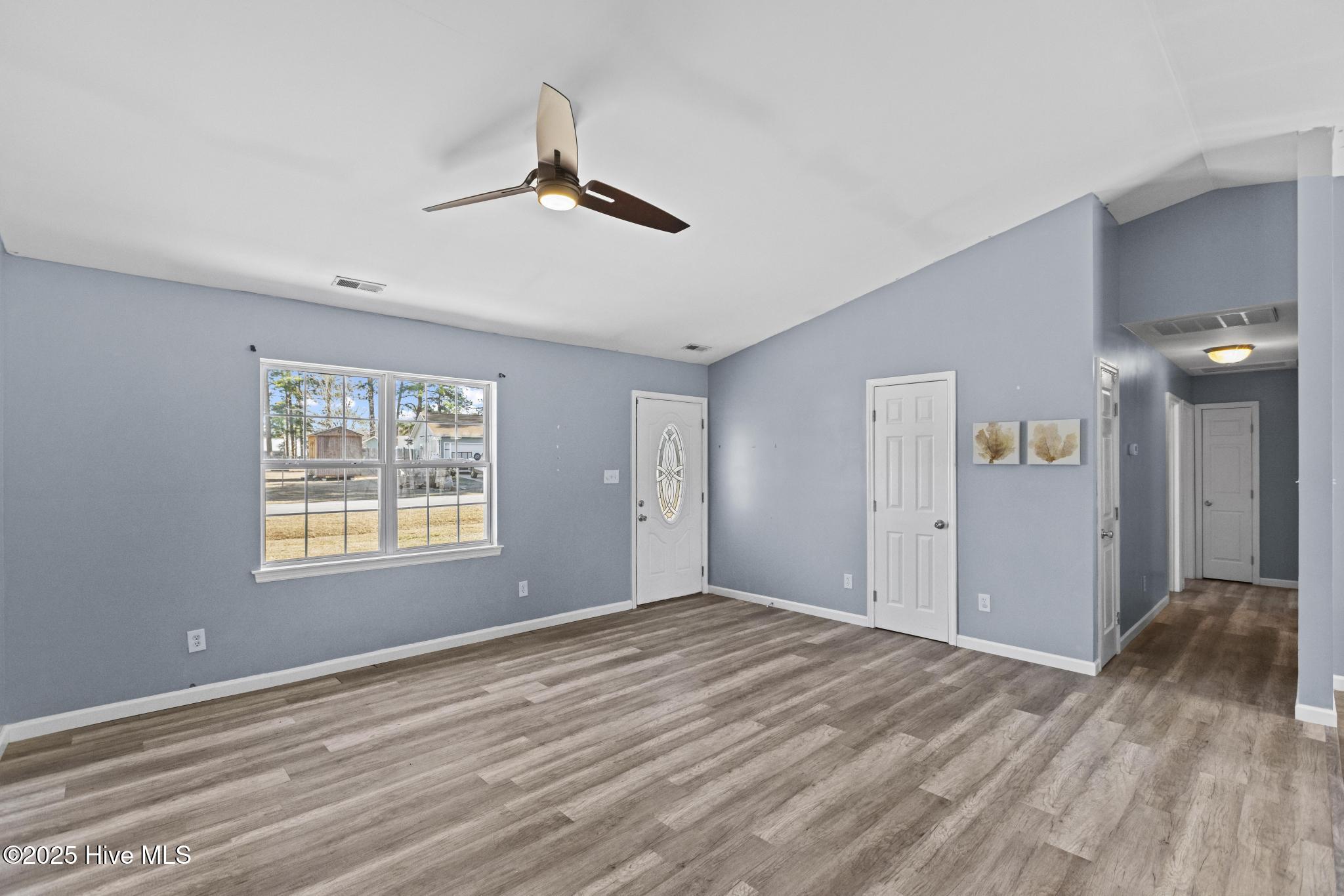 432 Oregon Trail Hubert, NC 28539 - Photo 3 of 26 425A9262