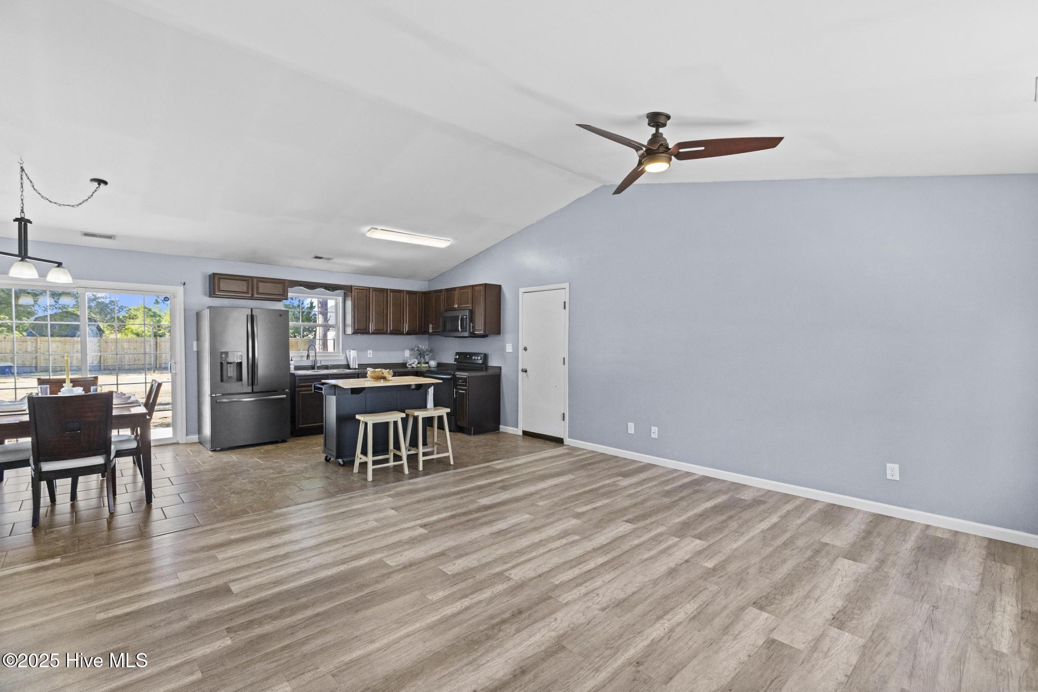 432 Oregon Trail Hubert, NC 28539 - Photo 5 of 26 425A9268