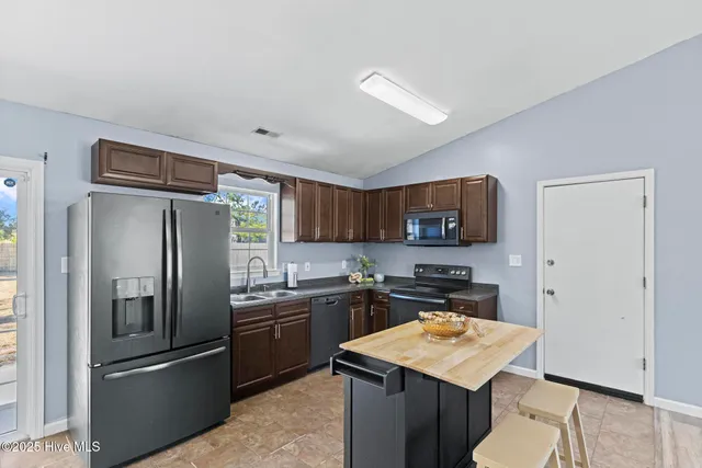 $247,990 | 432 Oregon Trail, Hubert, NC 28539