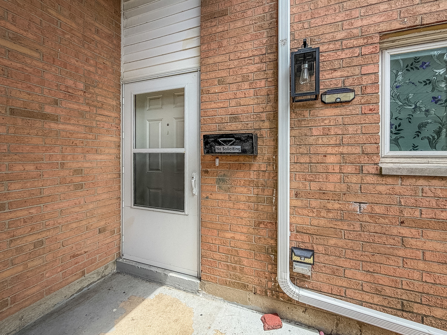 415 West Frost Avenue Rantoul, IL 61866 - Photo 4 of 31