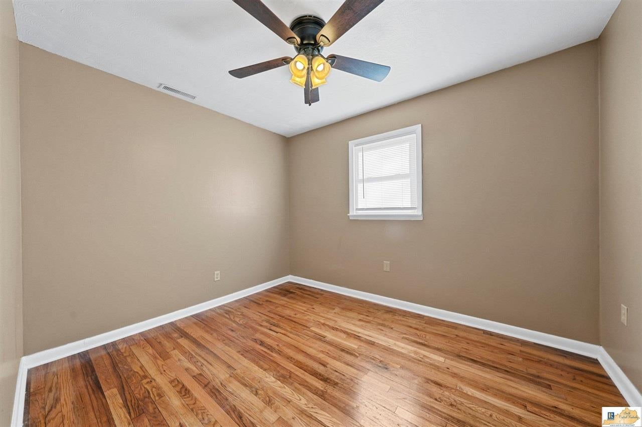 2410 Roseville Road Glasgow, KY 42141 - Photo 19 of 23 Gallery Image 19