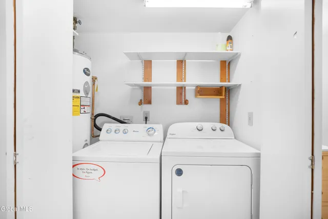 $319,900 | 130 Thimbleberry Road, Ballston Spa, NY 12020