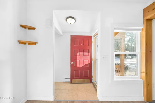 $319,900 | 130 Thimbleberry Road, Ballston Spa, NY 12020