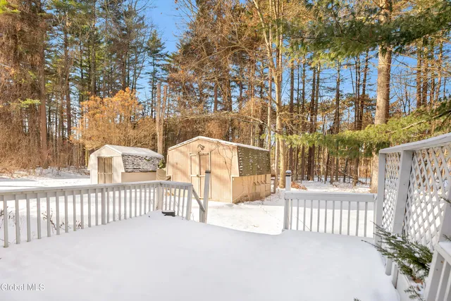 $319,900 | 130 Thimbleberry Road, Ballston Spa, NY 12020