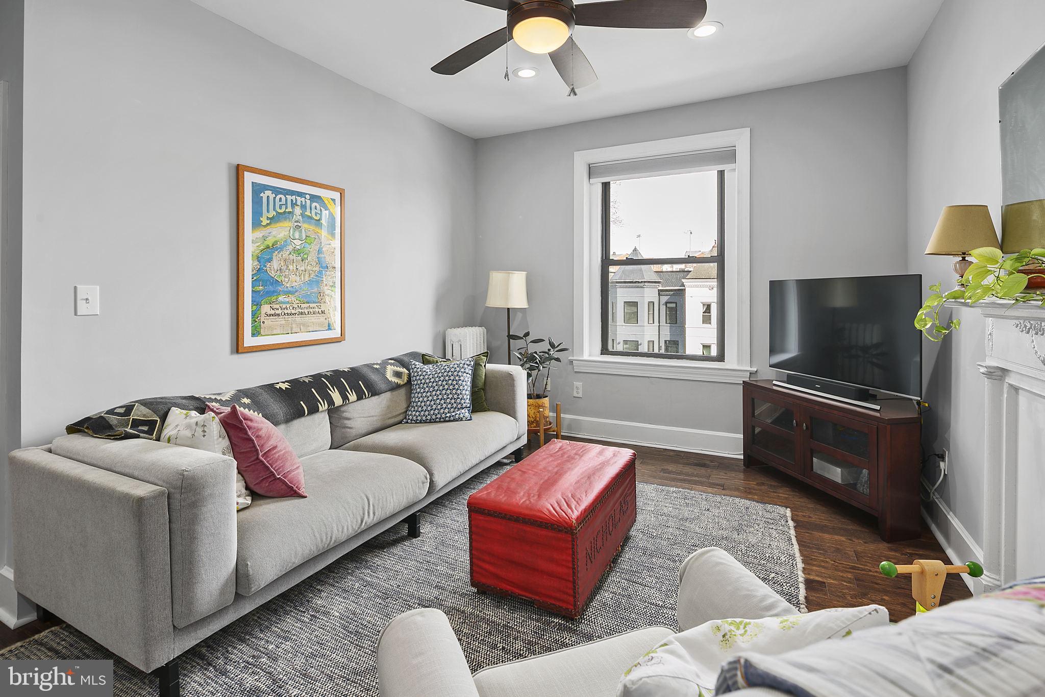 147 R Street Northeast, Unit 11 Washington, DC 20002 - Photo 8 of 39 Spacious living room
