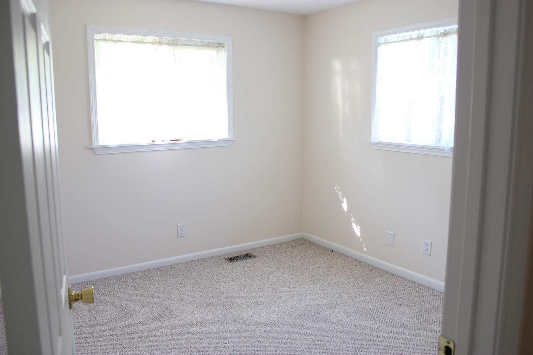 2359 Topside Road Louisville, TN 37777 - Photo 8 of 18 bedroom_2