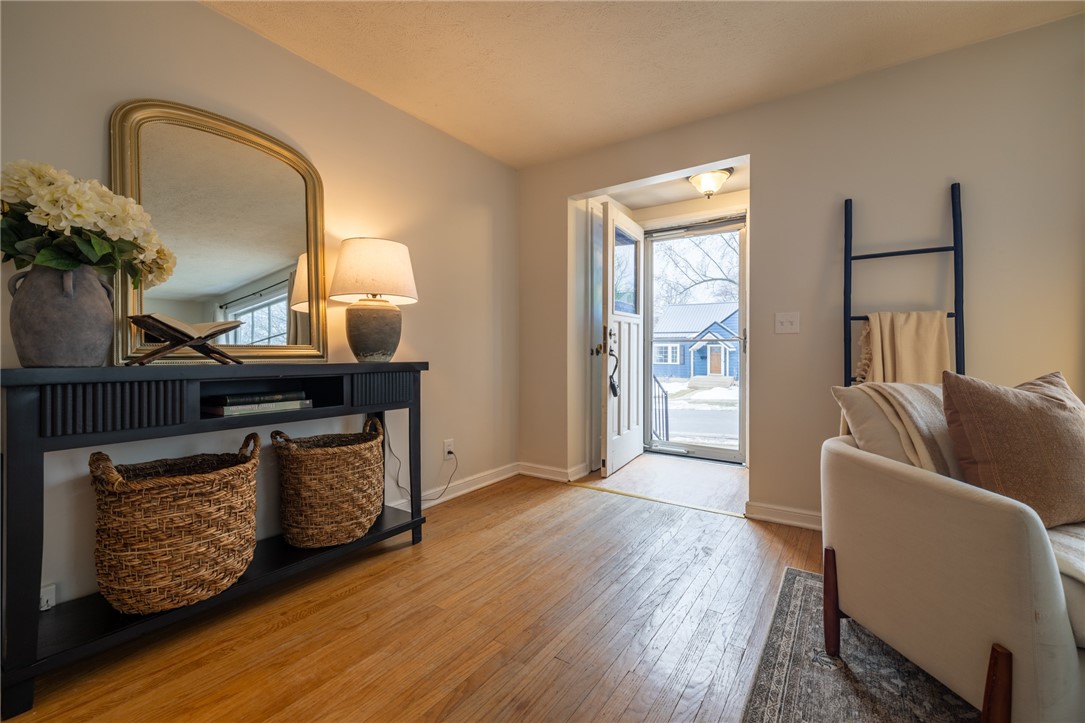 312 Brockley Road Irondequoit, NY 14609 - Photo 8 of 44