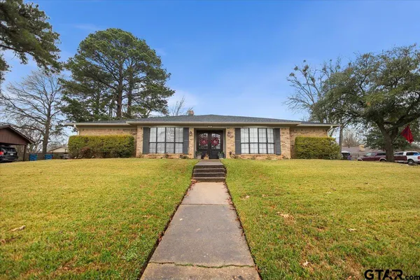 $390,000 | 1606 Timothy Street, Henderson, TX 75654