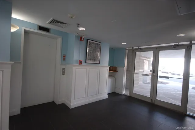 $2,400 | 400 Mt Pleasant Avenue, Unit 1H, Mamaroneck, NY 10543