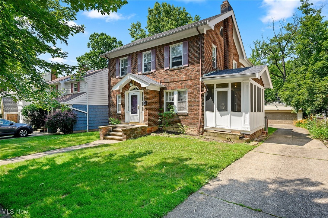 3491 Edison Road Cleveland Heights, OH 44121 - Photo 3 of 37