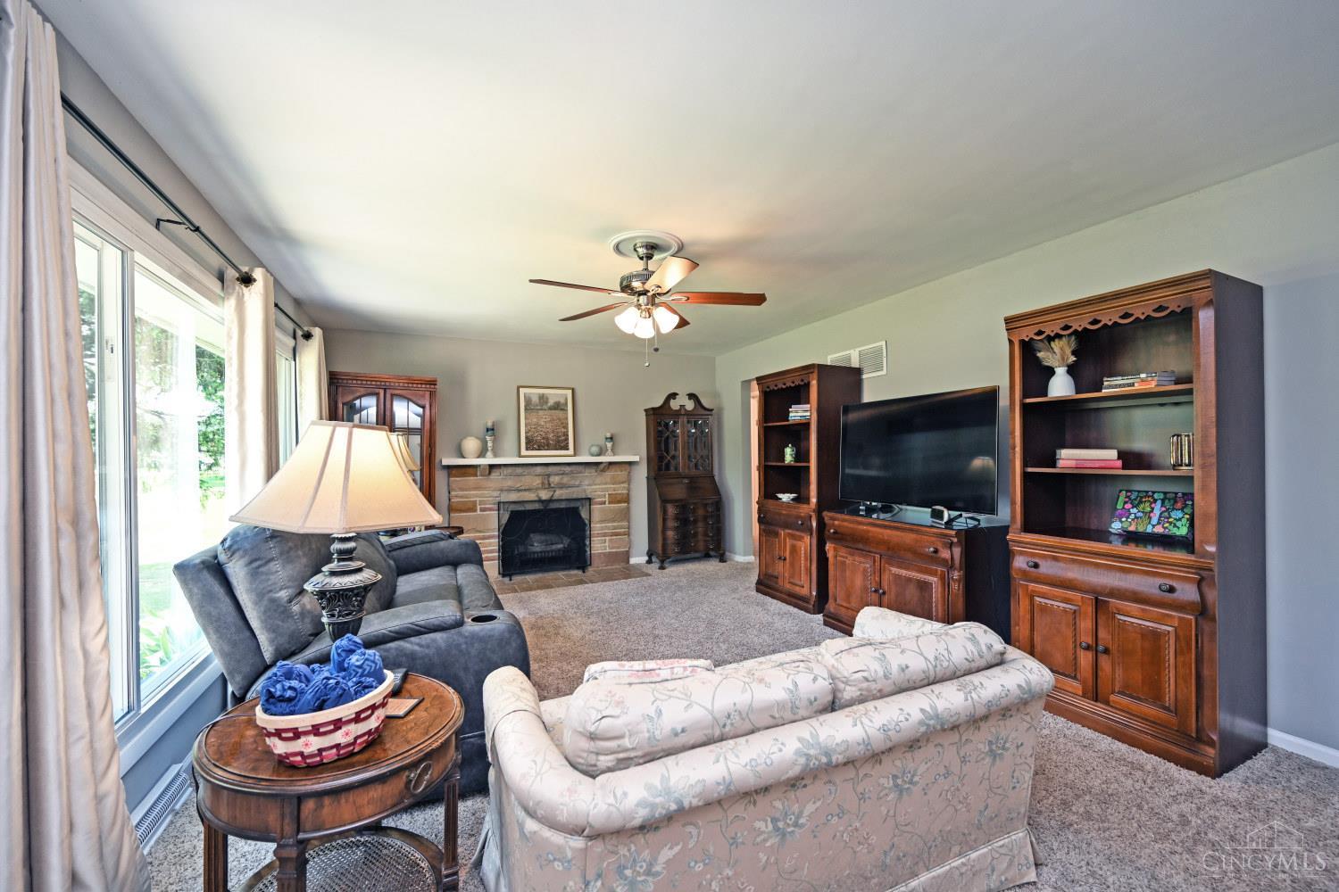 4699 Blue Jacket Road Cincinnati, OH 45244 - Photo 8 of 38