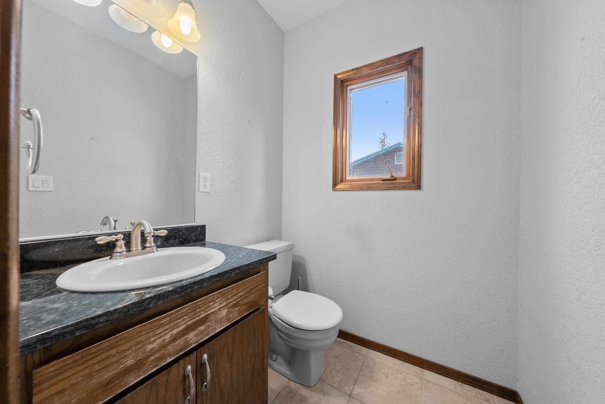 318 East Shore Road Nine Mile Falls, WA 99026 - Photo 21 of 50