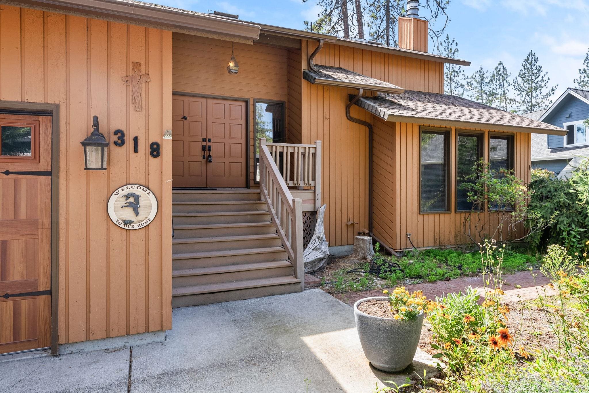 318 East Shore Road Nine Mile Falls, WA 99026 - Photo 4 of 50