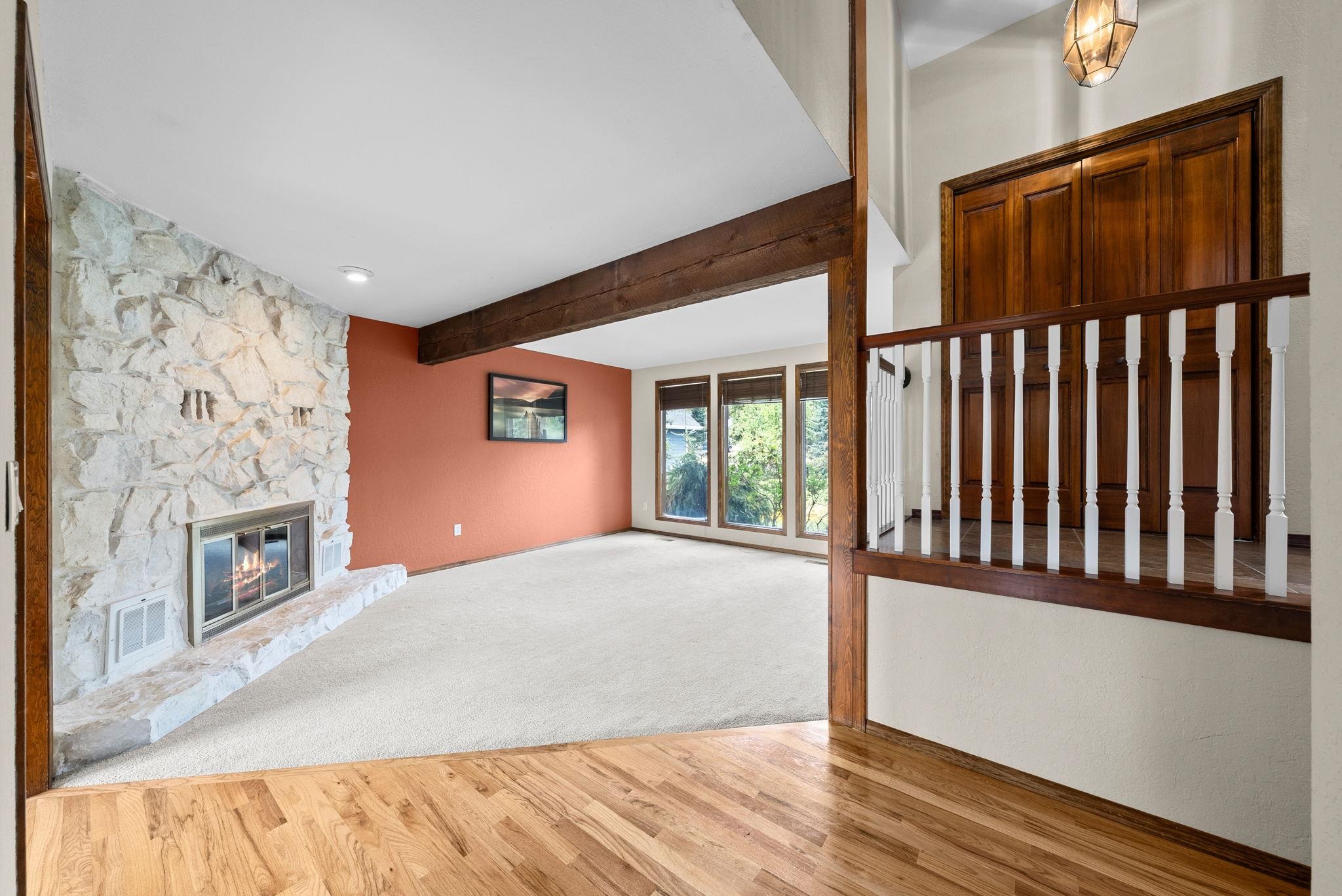 318 East Shore Road Nine Mile Falls, WA 99026 - Photo 6 of 50