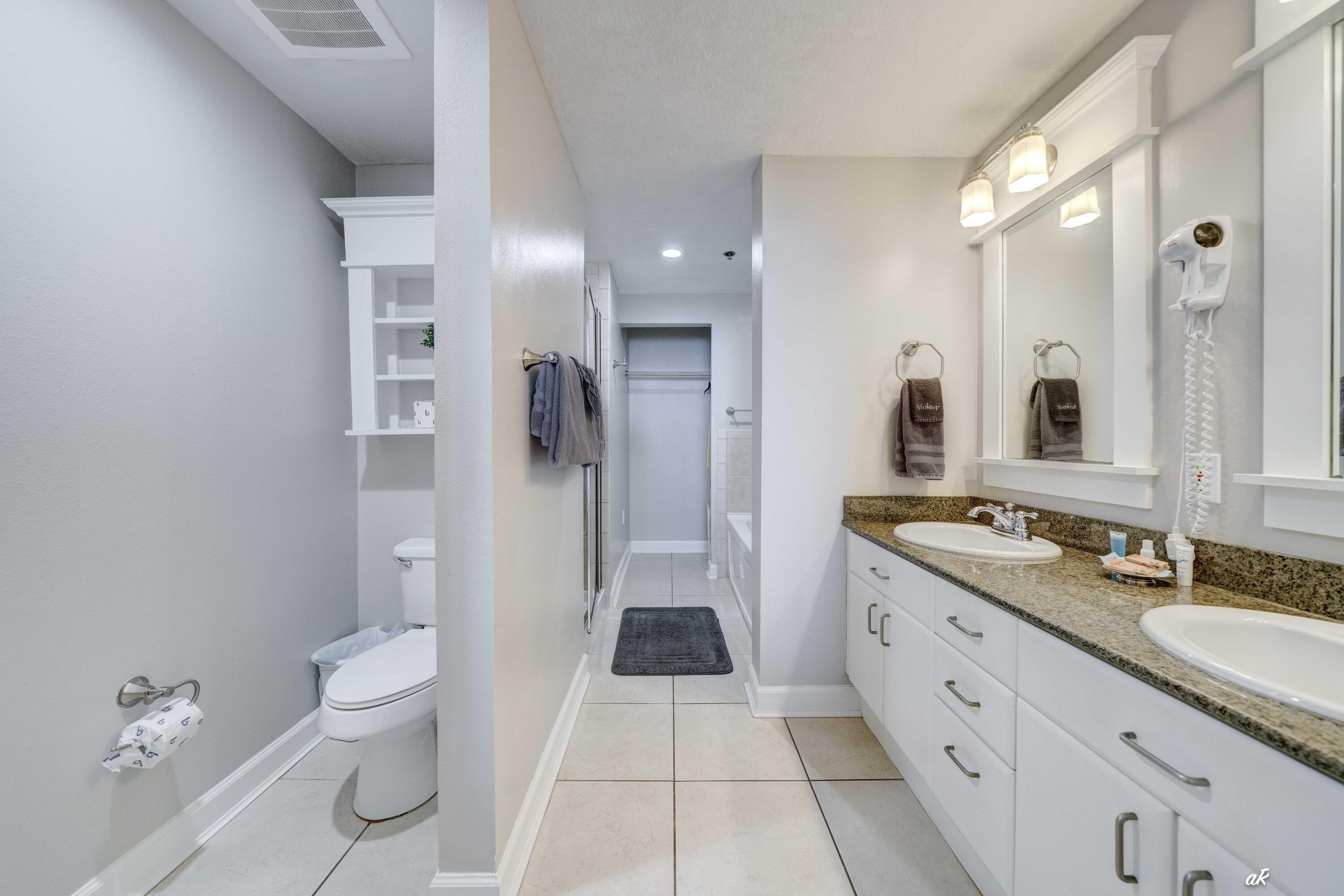 11807 Front Beach Road, Unit 11201 Panama City Beach, FL 32407 - Photo 23 of 59 Primary Ensuite