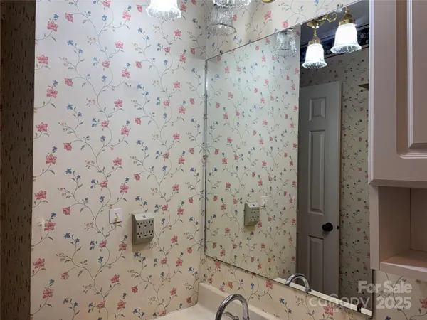 $239,900 | 655 Overlook Drive, Unit C, Spruce Pine, NC 28777