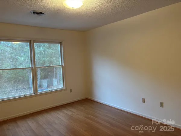 $239,900 | 655 Overlook Drive, Unit C, Spruce Pine, NC 28777