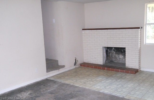 22270 North River Road Alva, FL 33920 - Photo 3 of 11 Gallery Image 3