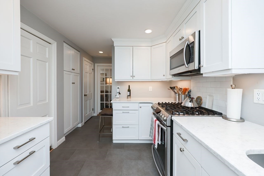 87 Monadnock Road Worcester, MA 01605 - Photo 17 of 35 Gallery Image 17
