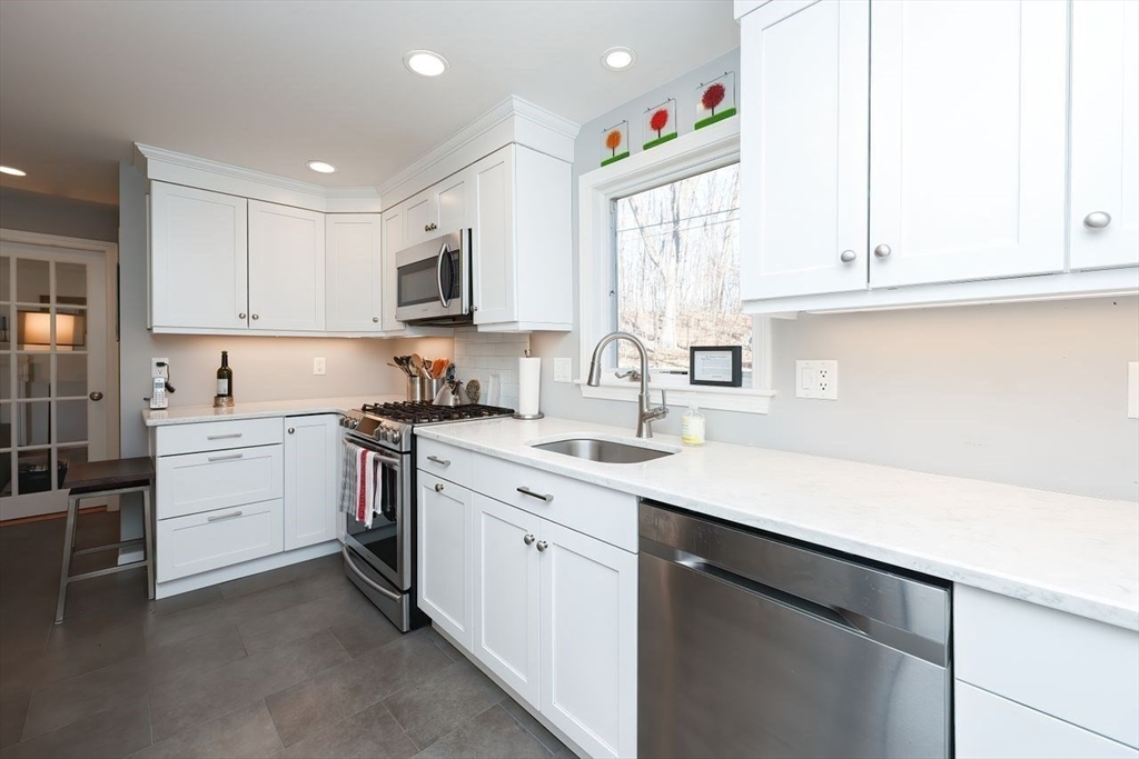 87 Monadnock Road Worcester, MA 01605 - Photo 19 of 35 Gallery Image 19