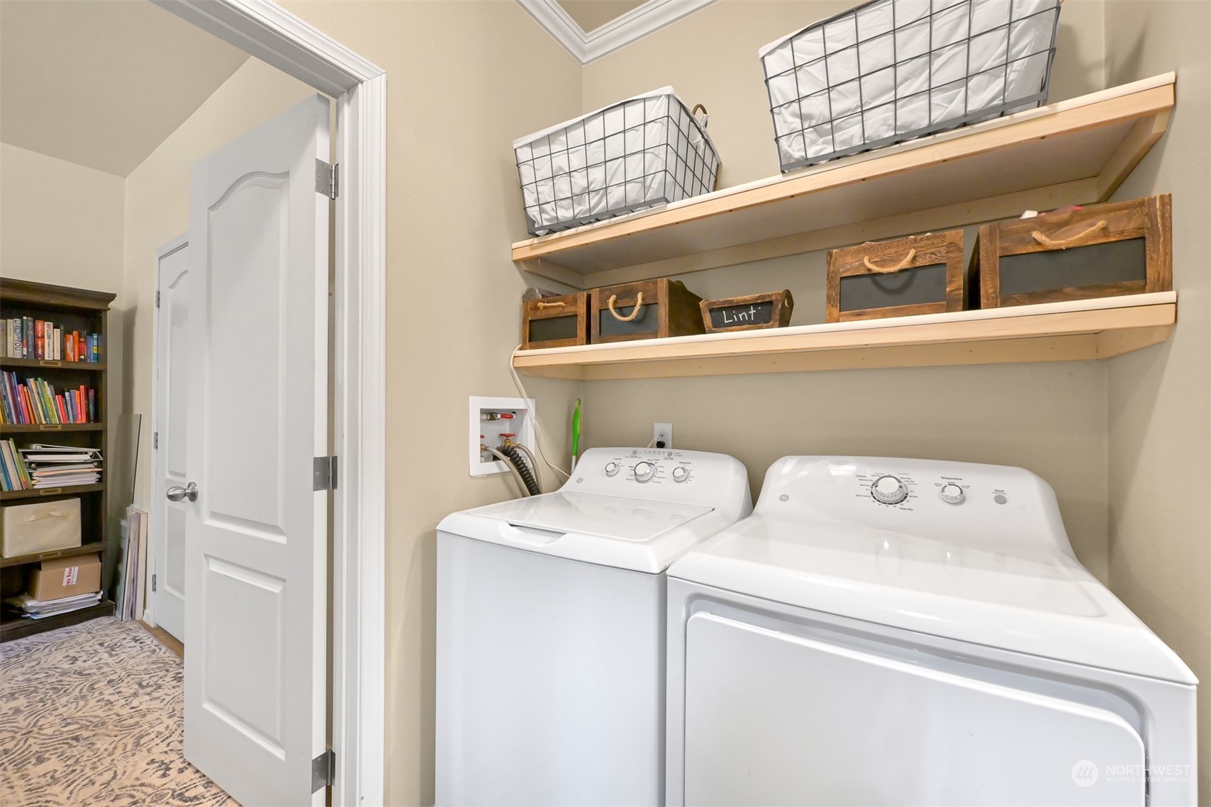 4298 Masterson Road Blaine, WA 98230 - Photo 15 of 31 a utility room with dryer and washer