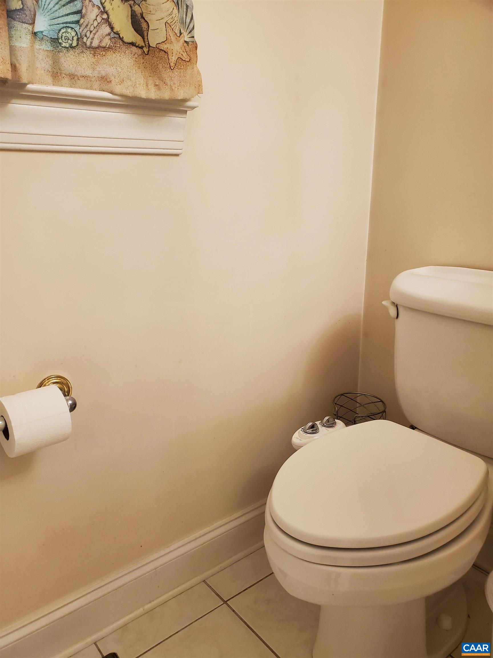 671 Creek Road Troy, VA 22974 - Photo 24 of 64 Tub and Shower