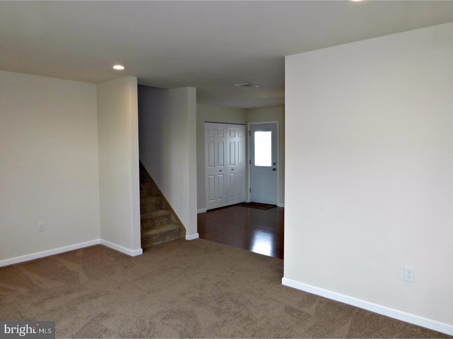 9 Valley Road Levittown, PA 19057 - Photo 19 of 22 Gallery Image 19